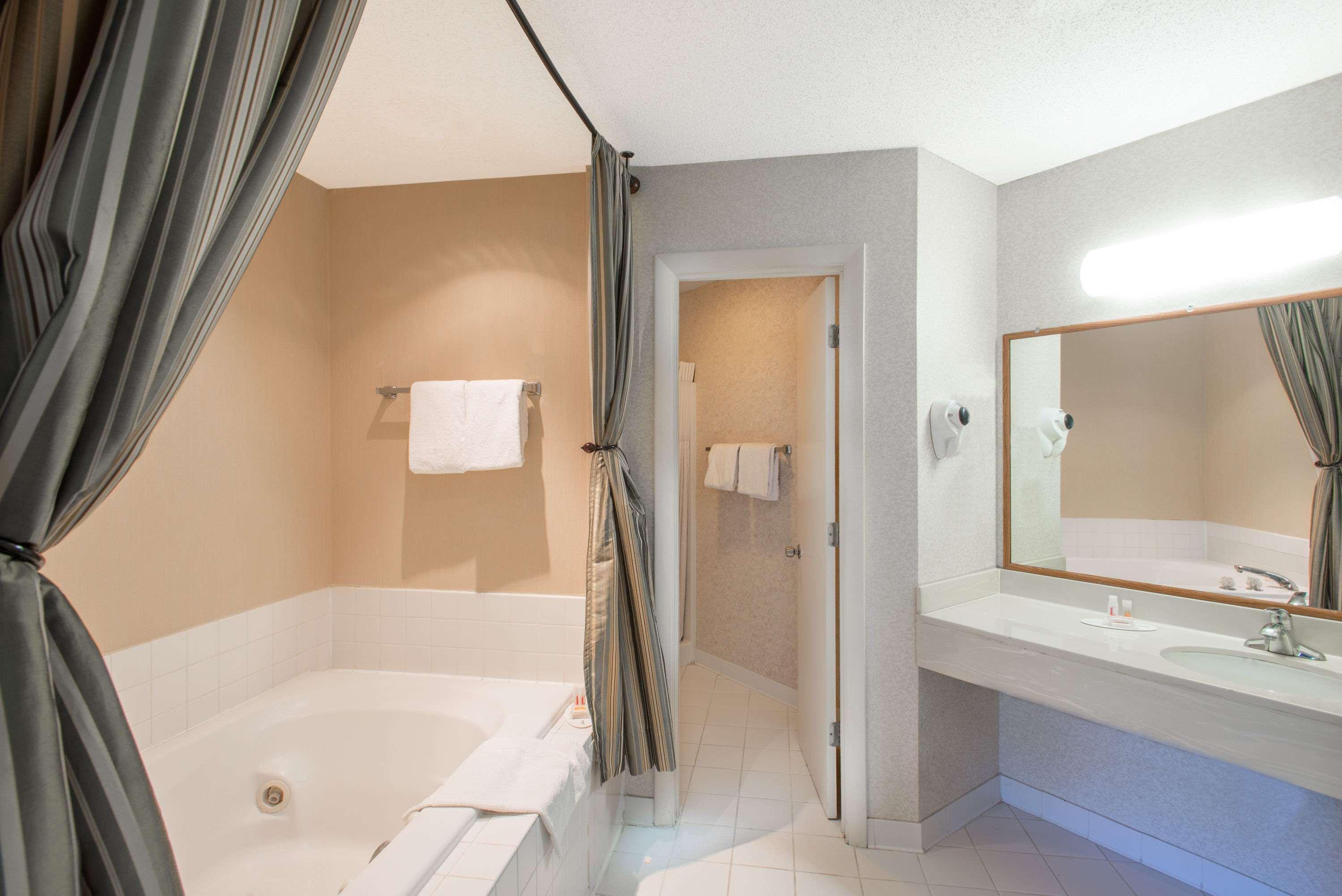 Spark By Hilton Mystic Groton Ngoại thất bức ảnh